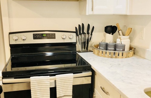 Delray Beach Cottage | Swinton Cottage by Delray Beach w/ free parking Unit A