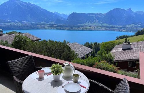 Goldiwil Appartement | SwissHut Stunning Views Alps Lake - Apart. Ringold Down