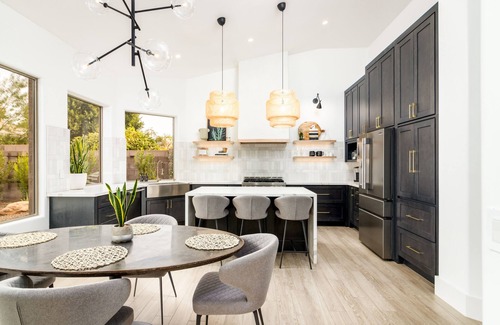 Paradise Valley Village Maison | SWSSParkPlace Gorgeous backyard Piscina climatizada Casa de 5 estrellas StayWithStyle