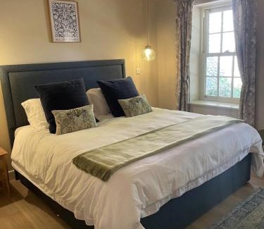 Holt Maison | Sycamore Barn