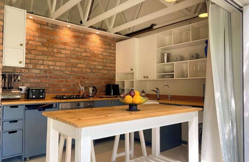 Redhill Maison | Sycamore House:Boho Luxe Retreat
