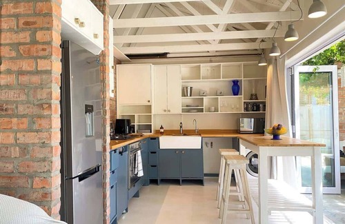 Redhill Maison | Sycamore House:Boho Luxe Retreat