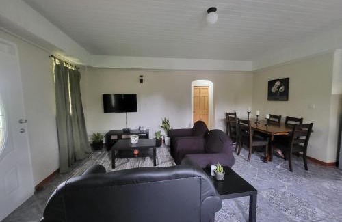 Barroui Maison | Sylvania Kozie Korner