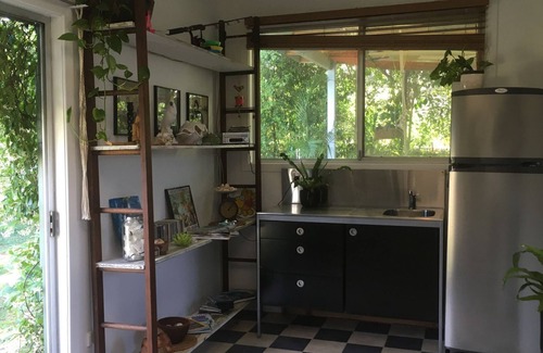 Cudmirrah Maison | Sylvias @ cudmirrah 1950's Beach House
