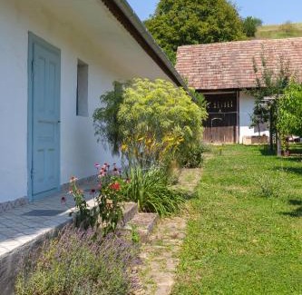 Szalka Appartement | Szálkai Vályogház Vendégház