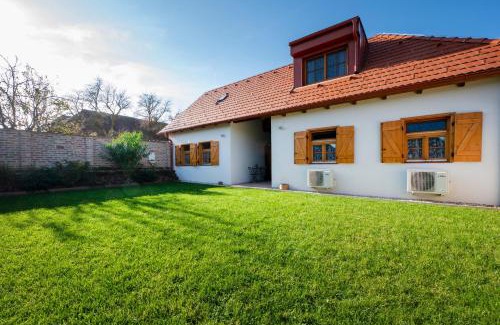 Horvatzsidany Maison | Szépapám háza