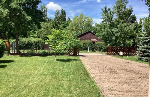 Szigliget Maison | Szigliget Strand mellet levő, csendes, kényelmes ház