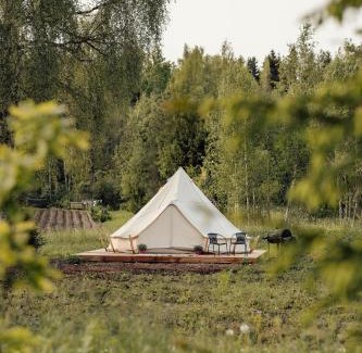 Rouge Autre | Täheonni Glämping
