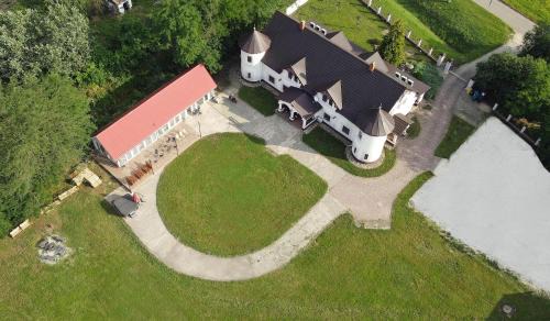 Kaba Maison | Tölgyeserdő Birtok Kaba Szállás és rendezvény