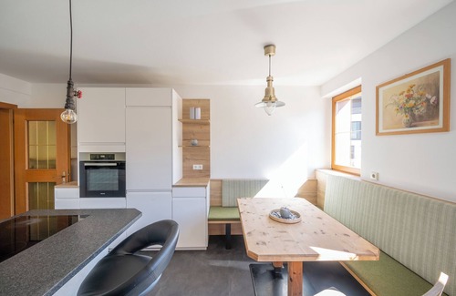 Rasa Appartement | Töllhof Studio mit Bauernstube