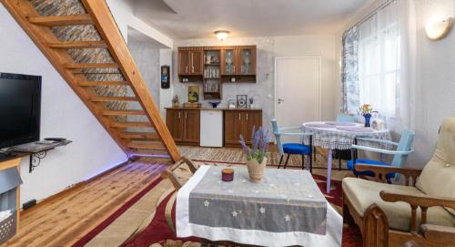Turi Appartement | Türi Holiday Home, a simple house