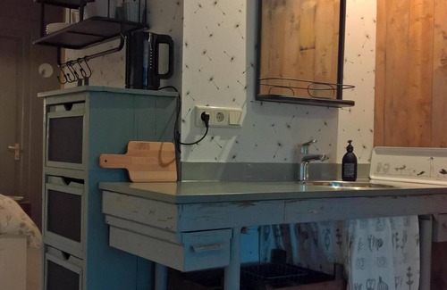 Schellinkhout Chalet De Ski | 't Atelier: calme et rustique au Markermeer
