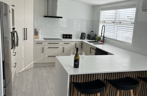 Papamoa Beach Maison | T Two Papamoa Beach - For the whole family!