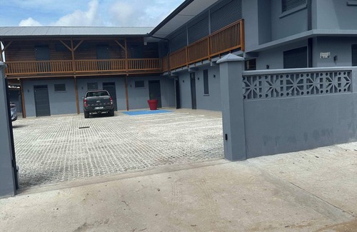 Cayenne Appartement | T1 avec piscine a 50 metre de la mer