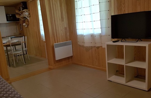 Ax-les-Thermes Appartement | T1 bis 25m2 en RDC d'un chalet commune de montagne Ax Bonascre