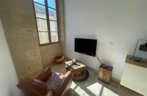 Auch Appartement | T1 Bis Centre Historique Auch