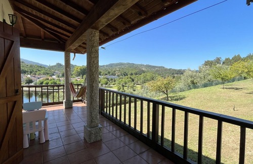 Arcos de Valdevez Maison | T1 with pool and privileged views of Ponte da Barca!