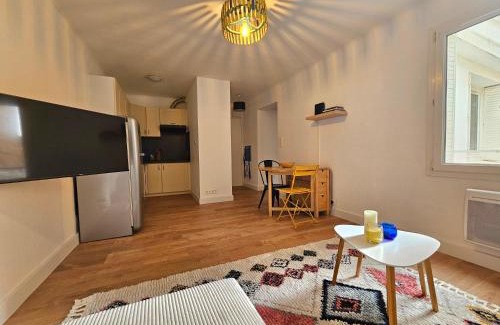 Saint-Hippolyte Appartement | T2 au calme, proche mer, idéal couple ou télétravail