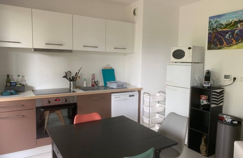 Est Appartement | T2 Aix en Provence piscine terrasse climatisé