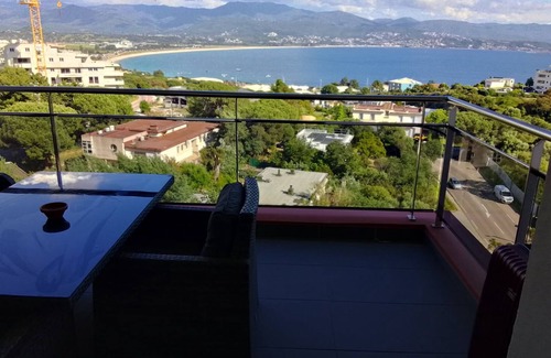 Le Ricanto Appartement | Appartement T2 neuf, vue mer, très calme