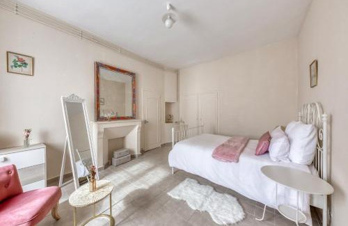 La Queue-les-Yvelines Appartement | T2 calme avec Parking privé - 20 min Versailles - Paris à la campagne