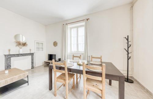 La Queue-les-Yvelines Appartement | T2 calme avec Parking privé - 20 min Versailles - Paris à la campagne