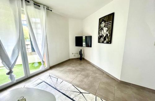 Colomiers Appartement | T2 climatisé au cœur du pôle Aéronautique,à 8 minutes de l'aéroport