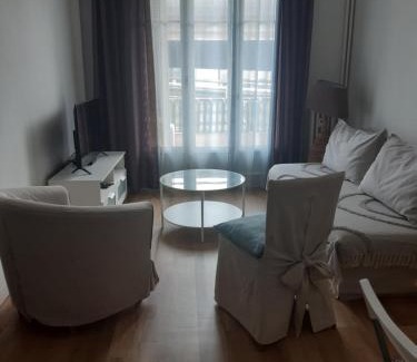Le Piol Appartement | T2 entièrement équipé, proche toutes commodités