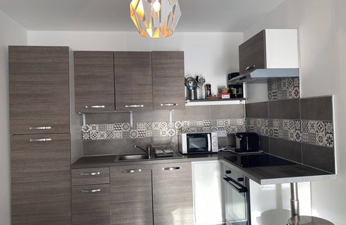 Ghisonaccia Appartement | Appartement T2 rez-de-jardin à 5 minutes de la mer et 2 minutes de tout commerce