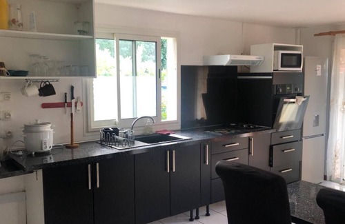 La Riviere Saint-Louis Appartement | T2 dans résidence privée avec climatisation