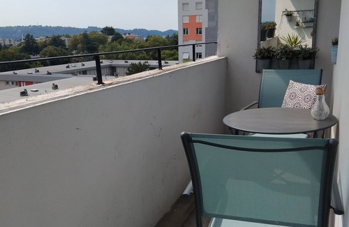 Dufau-Tourasse Appartement | T2 lumineux, vue dégagée, proche toutes commodités, loisirs, transports