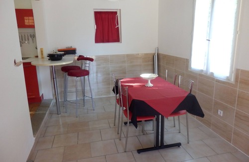Meynes Appartement | T2 MEYNES 30840