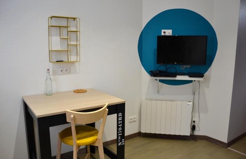 Coteaux Ouest Appartement | T2 refait à neuf, proche gare SNCF