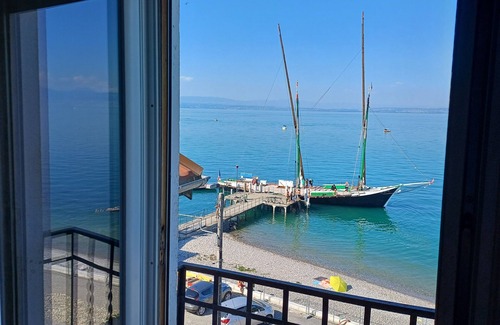 Publier Appartement | T2 sous les toits, Publier, balcon sur Lac Léman : Bellerive