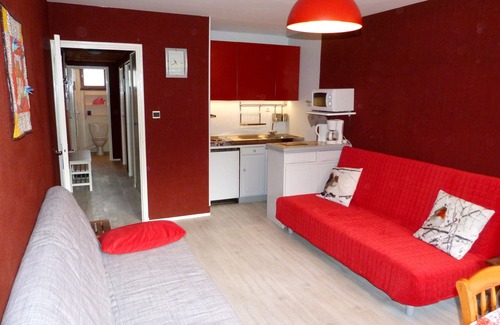 Bagneres-de-Luchon Appartement | T2 expo sud, parking, cave, balcon, vue montagne