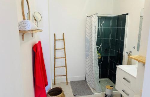 Septemes-les-Vallons Appartement | T2 tout neuf avec Parking à 10km d'Aix et Marseille