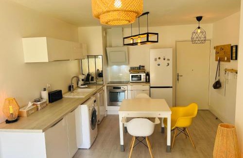 Septemes-les-Vallons Appartement | T2 tout neuf avec Parking à 10km d'Aix et Marseille