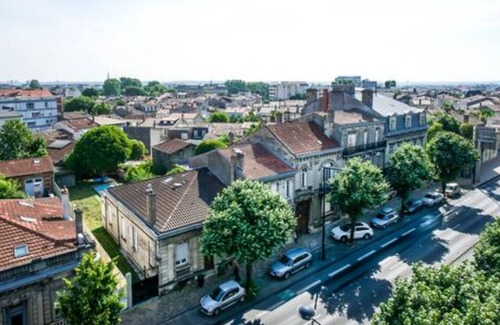 Saint Genes Appartement | T3 2 bedrooms renovated top floor