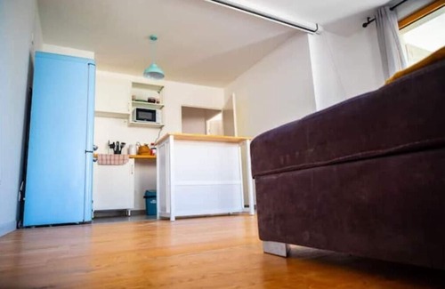 Rungis Appartement | T3 -4 km Aéroport Orly-proche T7