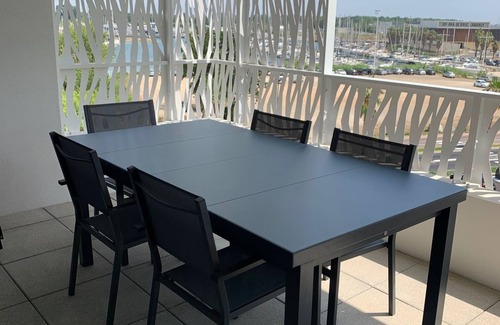 Canet-en-Roussillon Appartement | T3, 70 m2 classified 3*, large equipped terrace, CLIM, closed garage on ground floor