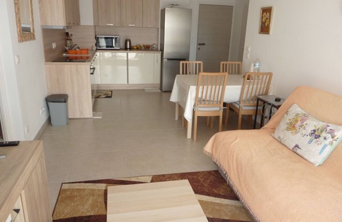 Meze Appartement | T3 apartment of 60 m2 4 minutes walk from the beach,