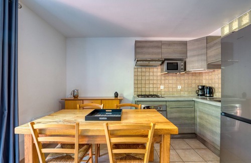 Le Bosc Maison | T3 Apartment with Garden, Hérault near Lake Salagou