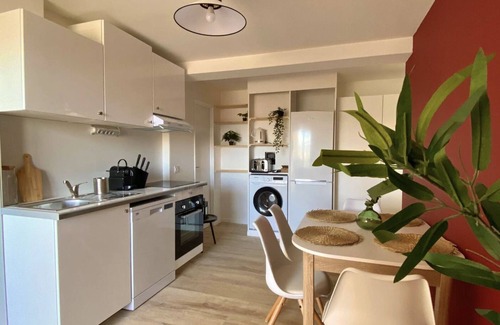 Gruissan Appartement | T3 de charme climatisé - Piscine - Plage à 5 min