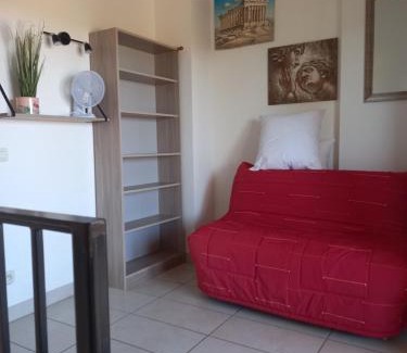 Les Hauts de Canet Appartement | T3 duplex malibu village pass piscine en supplément 2 a 8 personnes