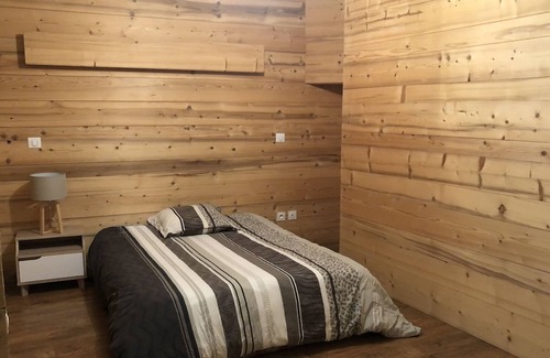 Arenthon Appartement | T3 ground floor apartment with very quiet garden