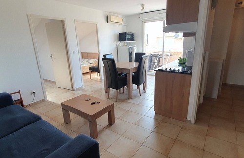 Santa-Maria-Poggio Appartement | Appartement confortable avec climatisation, piscine, à quelques pas de la mer