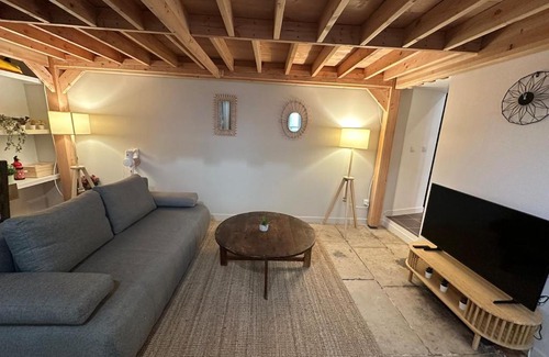 Montpellier City-Centre Appartement | T3 rénové, au calme, plein centre et climatisé