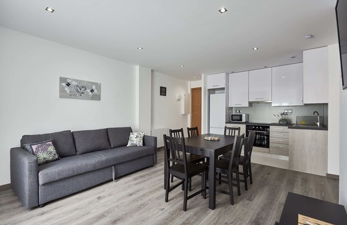 Le Pin Maison | APPARTEMENT T3 R+1, 6 COUCHAGES AU CALMES