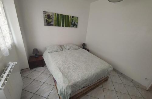 Chalette-sur-Loing Appartement | T3 spacieux proche gare Montargis Wifi linges fournis