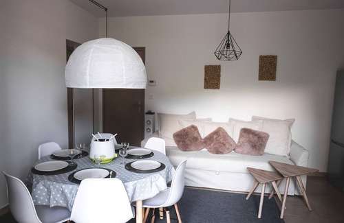 Ax-les-Thermes Appartement | T3 ****étoiles 4/6 P terrasse de 30 m²- 300 m village parking privée- wifi